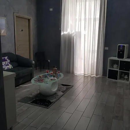 Panorama 2* Nápoly